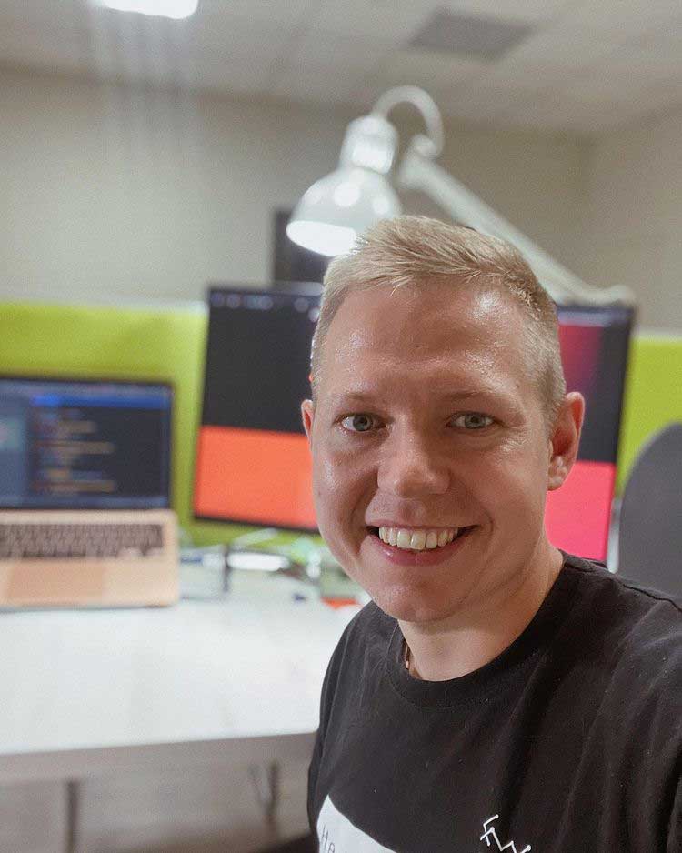 Команда Dots Platform за роботою